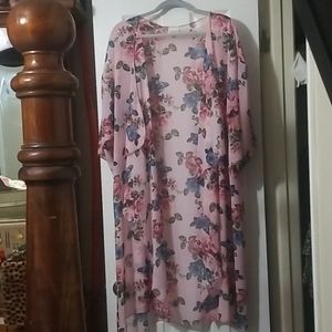 ✔️Lularoe Shirley